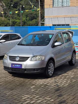VOLKSWAGEN FOX 1.0 MI TREND 8V FLEX 2P MANUAL VOLKSWAGEN FOX 1.0 MI TREND 8V FLEX 2P MANUAL